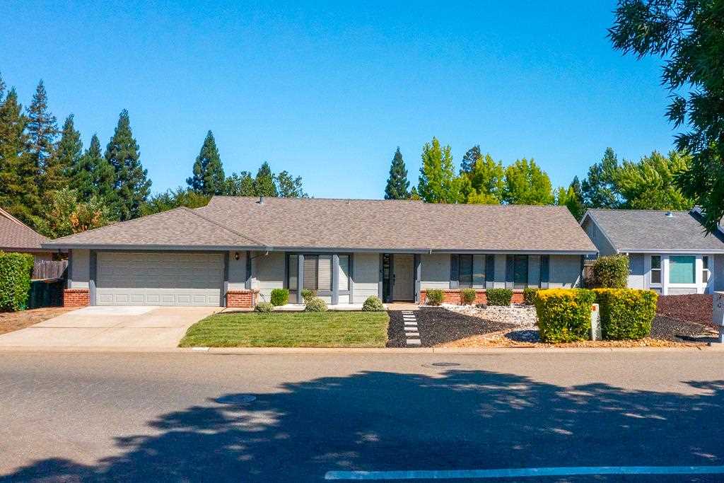 Exterior view of 1121 Saint Andrews Dr, El Dorado Hills, CA 95762-5329